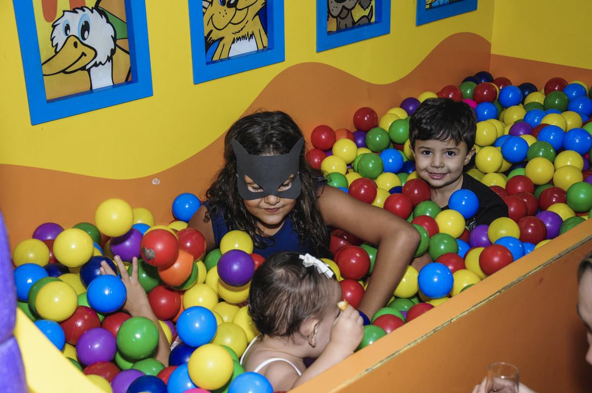 fotografia infantil, filmagem de festa infantil, foto e filmagem infantil, foto e vídeo de festa infantil, fotógrafo de festa infantil, fotógrafo de aniversário infantil, fotógrafo profissional infantil, fotógrafo