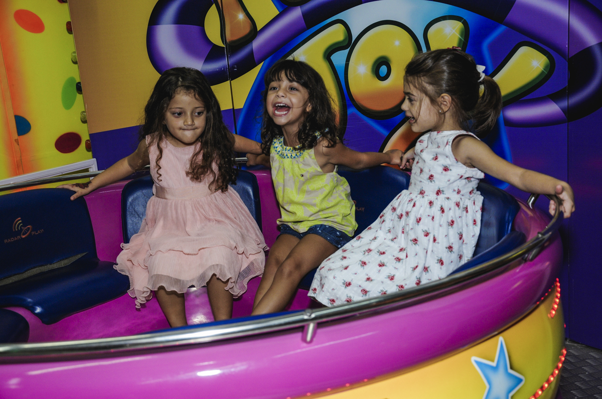 fotografia infantil, filmagem de festa infantil, foto e filmagem infantil, foto e vídeo de festa infantil, fotógrafo de festa infantil, fotógrafo de aniversário infantil, fotógrafo profissional infantil, fotógrafo