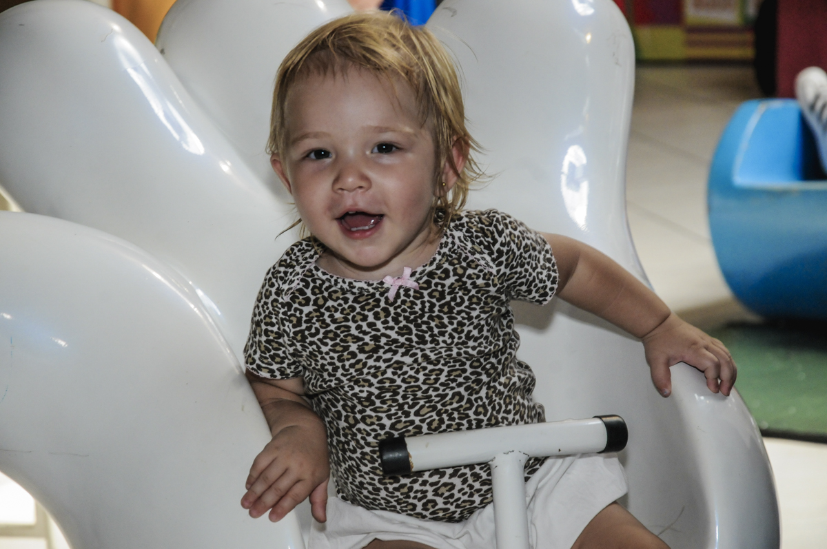 fotografia infantil, filmagem de festa infantil, foto e filmagem infantil, foto e vídeo de festa infantil, fotógrafo de festa infantil, fotógrafo de aniversário infantil, fotógrafo profissional infantil, fotógrafo