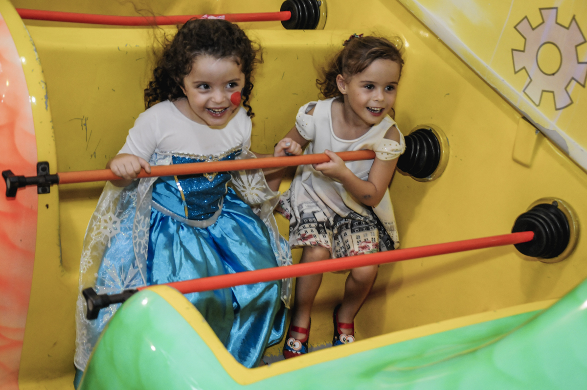 fotografia infantil, filmagem de festa infantil, foto e filmagem infantil, foto e vídeo de festa infantil, fotógrafo de festa infantil, fotógrafo de aniversário infantil, fotógrafo profissional infantil, fotógrafo