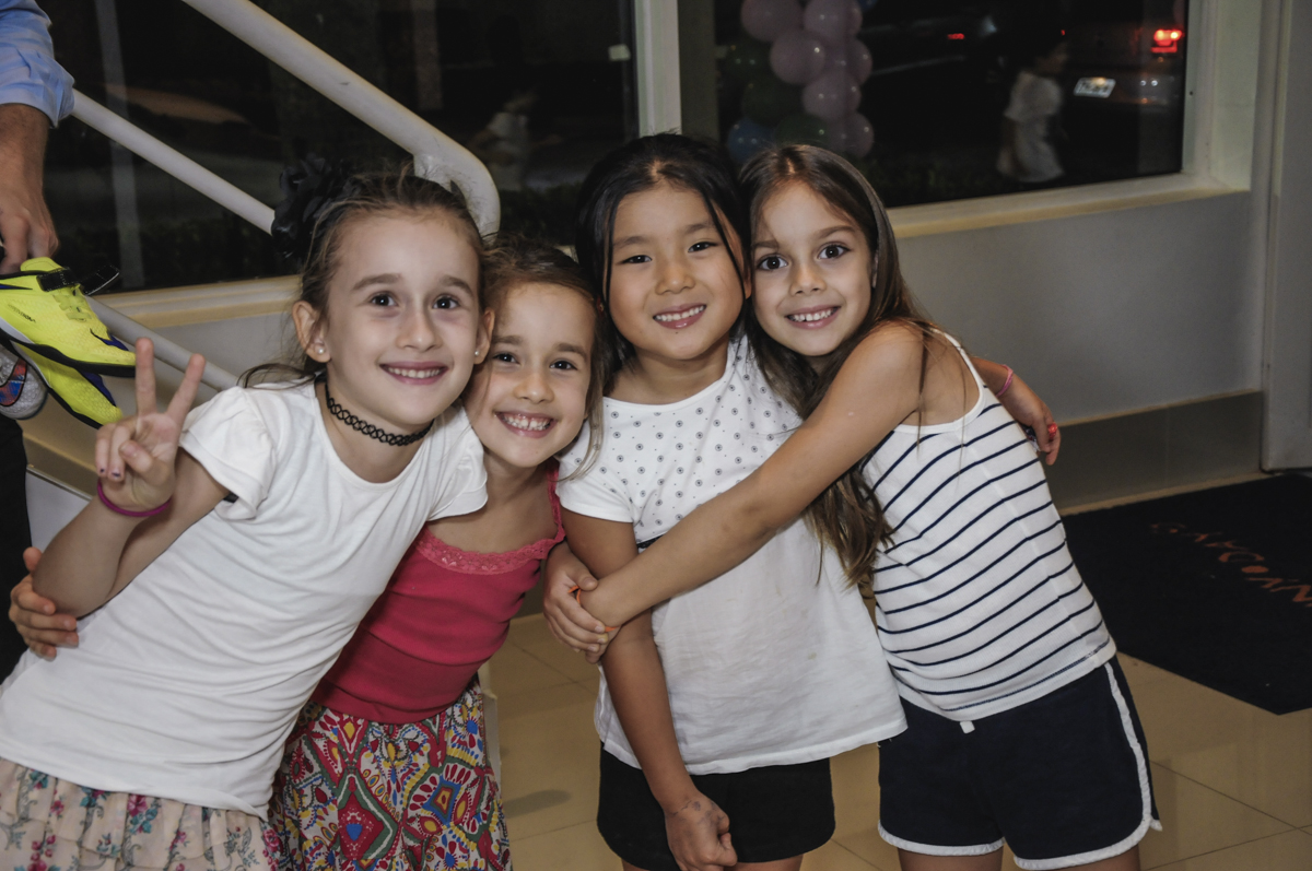 fotografia infantil, filmagem de festa infantil, foto e filmagem infantil, foto e vídeo de festa infantil, fotógrafo de festa infantil, fotógrafo de aniversário infantil, fotógrafo profissional infantil, fotógrafo