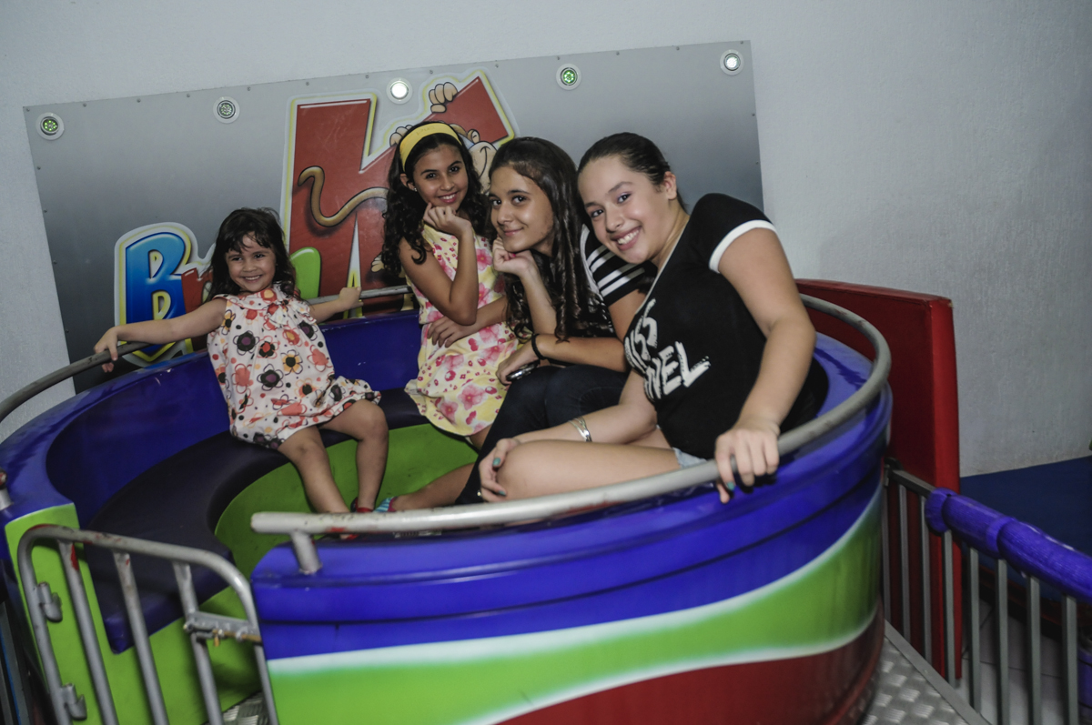 fotografia infantil, filmagem de festa infantil, foto e filmagem infantil, foto e vídeo de festa infantil, fotógrafo de festa infantil, fotógrafo de aniversário infantil, fotógrafo profissional infantil, fotógrafo