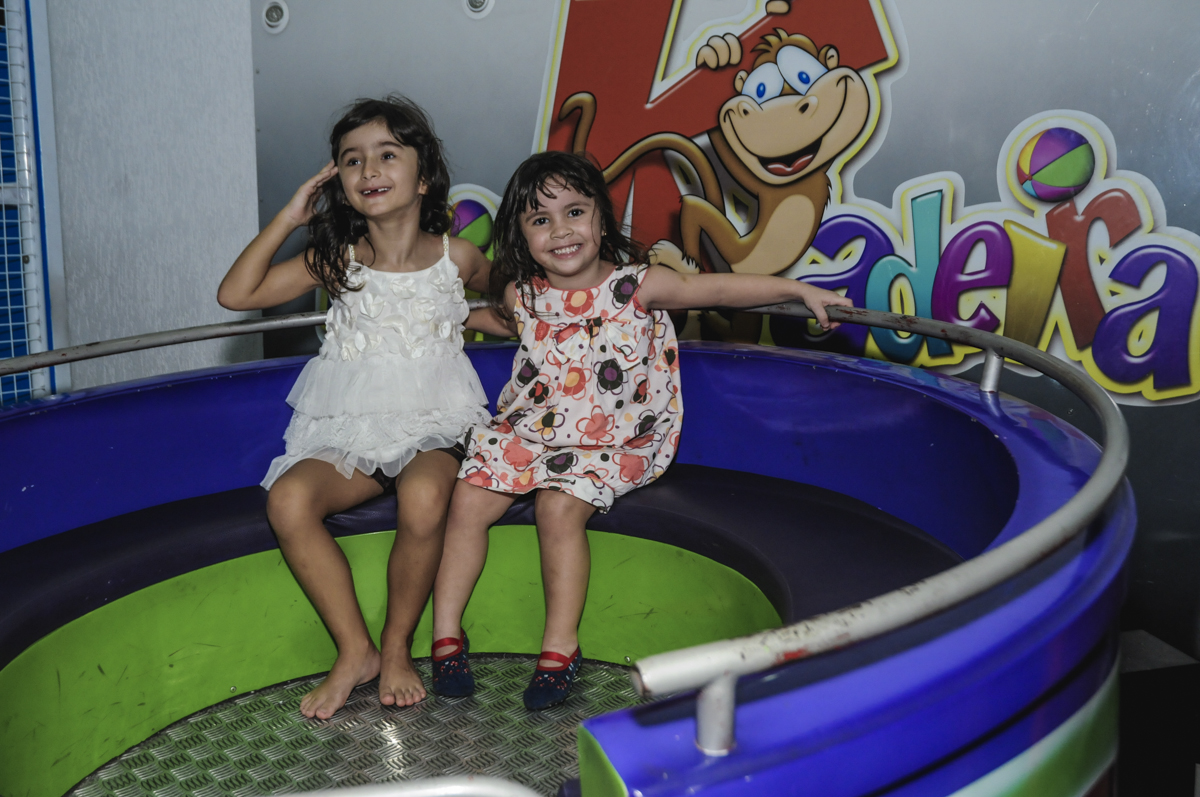 fotografia infantil, filmagem de festa infantil, foto e filmagem infantil, foto e vídeo de festa infantil, fotógrafo de festa infantil, fotógrafo de aniversário infantil, fotógrafo profissional infantil, fotógrafo