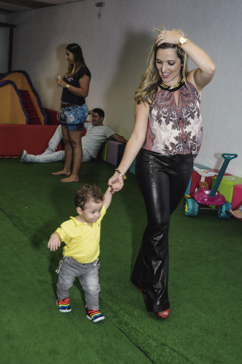 fotografia infantil, filmagem de festa infantil, foto e filmagem infantil, foto e vídeo de festa infantil, fotógrafo de festa infantil, fotógrafo de aniversário infantil, fotógrafo profissional infantil, fotógrafo