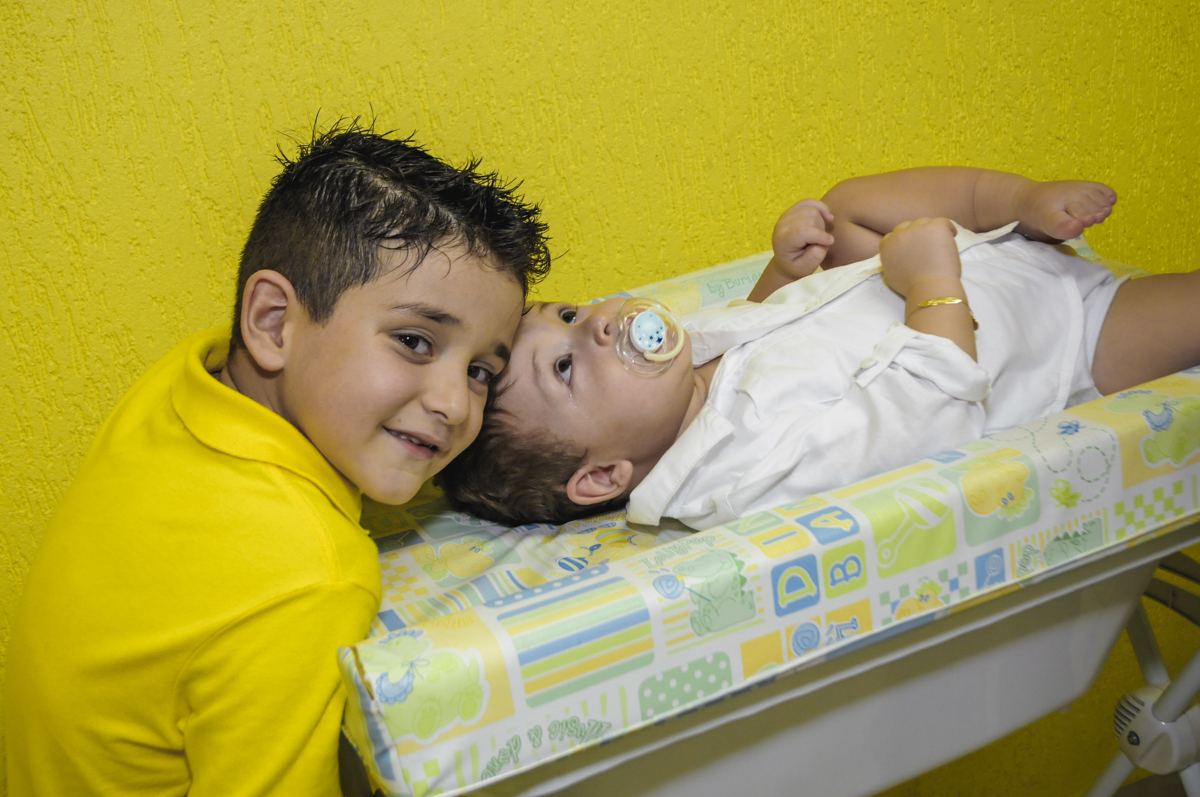 fotografia infantil, filmagem de festa infantil, foto e filmagem infantil, foto e vídeo de festa infantil, fotógrafo de festa infantil, fotógrafo de aniversário infantil, fotógrafo profissional infantil, fotógrafo