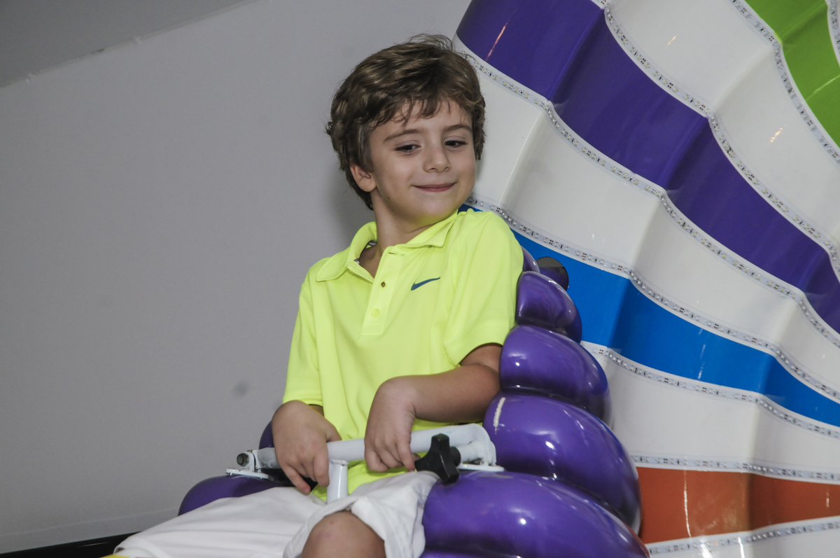 fotografia infantil, filmagem de festa infantil, foto e filmagem infantil, foto e vídeo de festa infantil, fotógrafo de festa infantil, fotógrafo de aniversário infantil, fotógrafo profissional infantil, fotógrafo