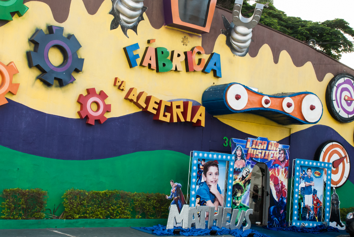 Buffet Fábrica da Alegria, Osasco, São Paulo, aniversário de Matheus 9 anos tema da festa Super Heróis