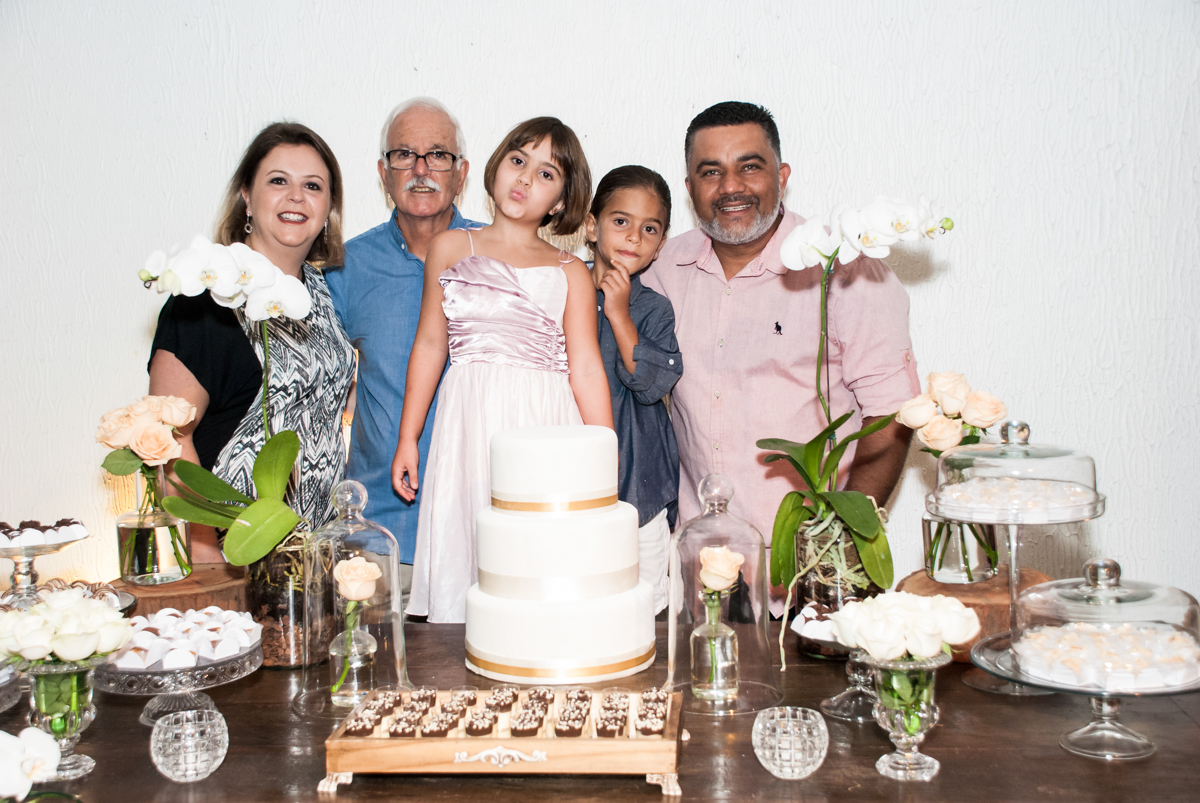 fotografia da família no Yumi Buffet, Osasco,São Paulo, aniversário de João 70 anos