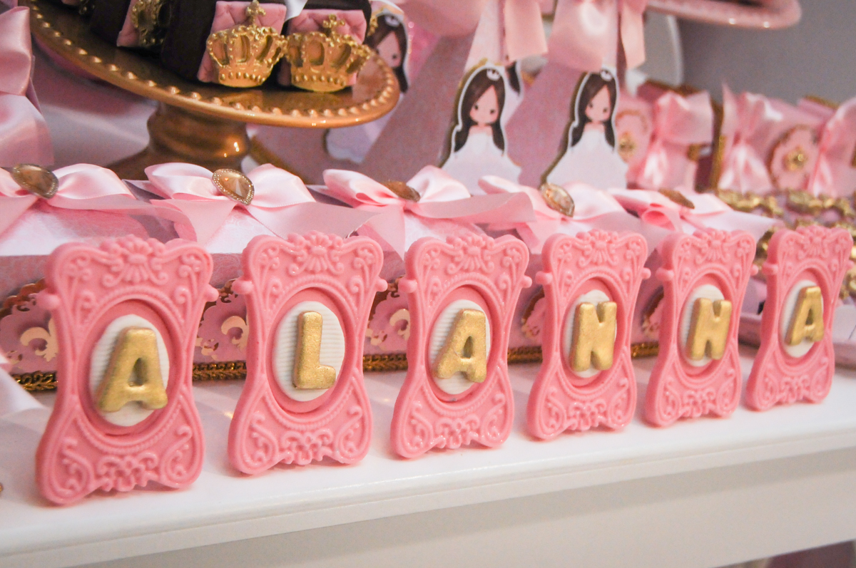 mesa decorada no Buffet Fabrica da Alegria, Osasco, São Paulo, aniversário de Alanna 5 anos, tema da festa bonecas princesas