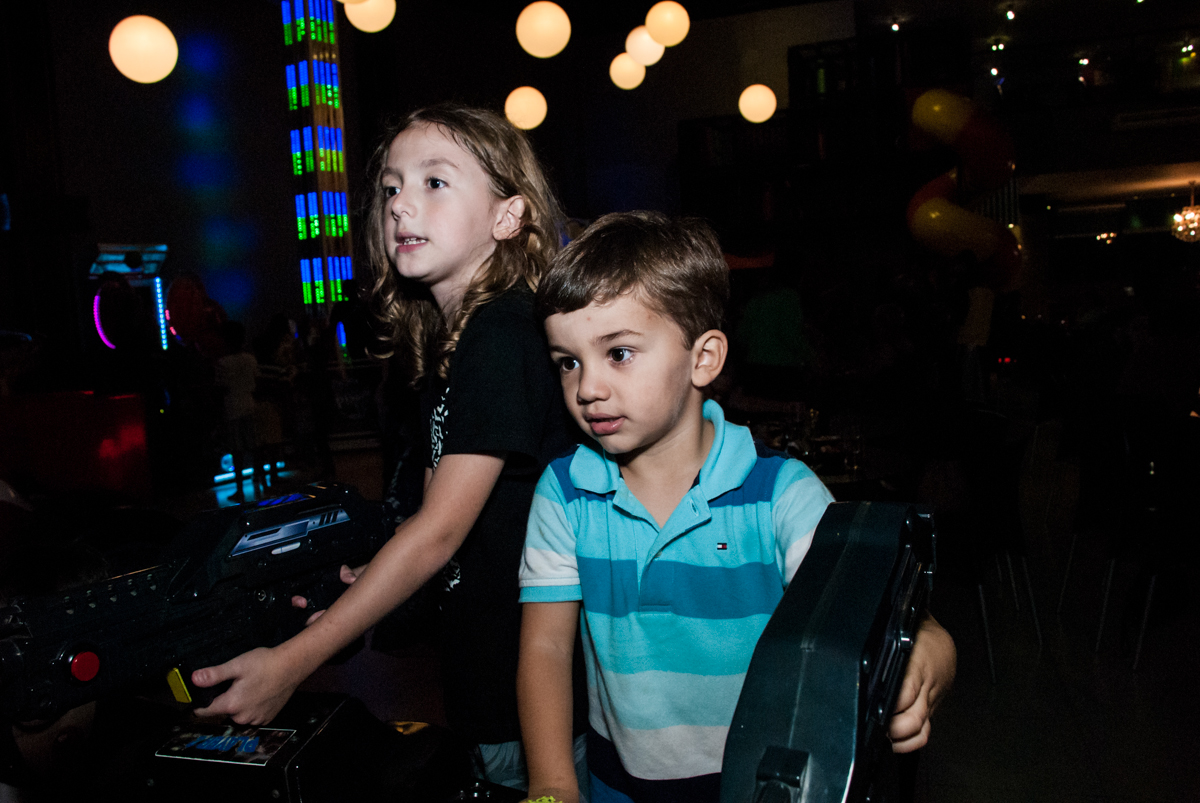 jogo de game legal no Buffet Alpha Prime, Alphaville, São Paulo aniversário de Gabriela 4 anos tema princesas