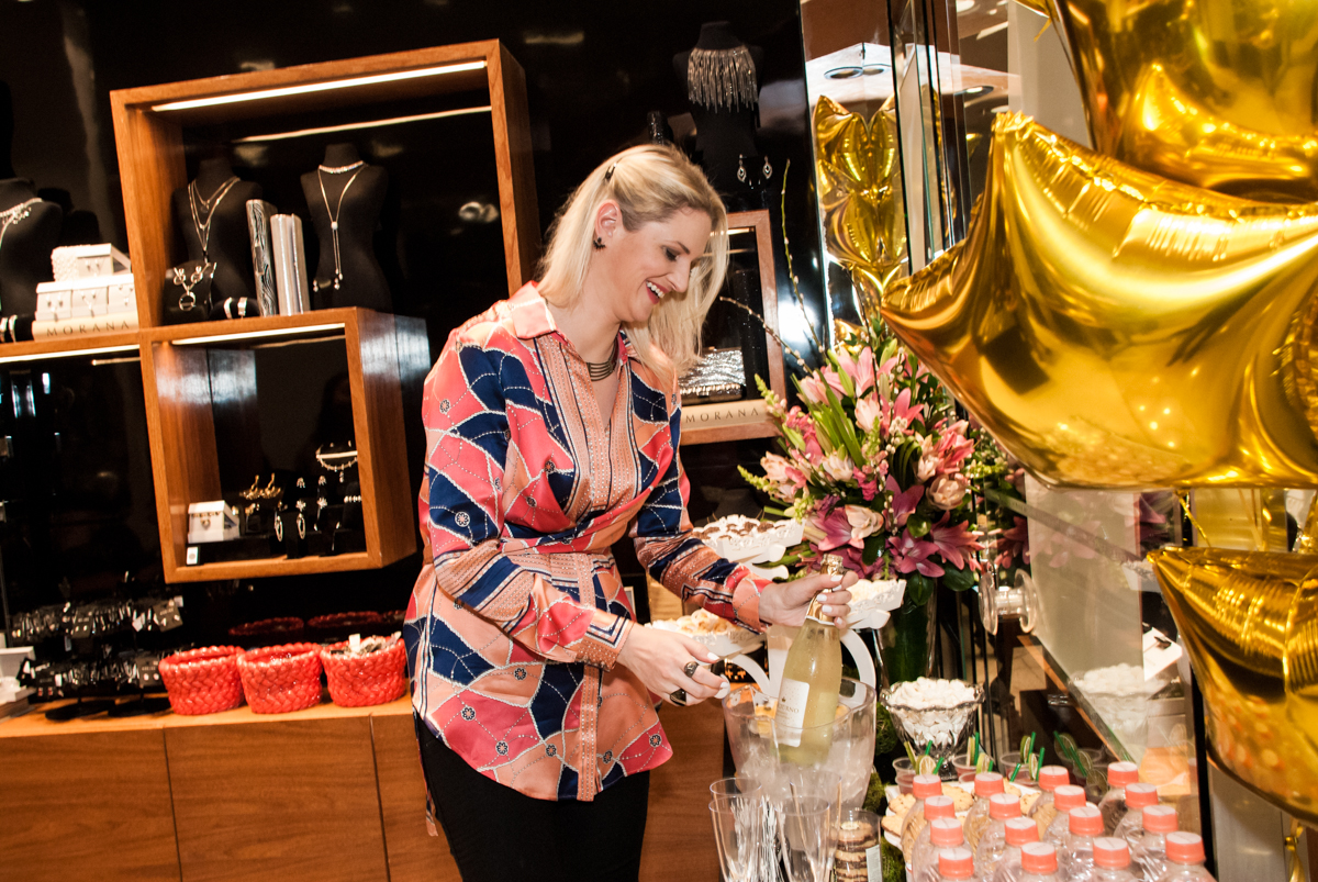 coquetel delicioso na Morana Acessórios, Shopping Villa Lobos, São Paulo
