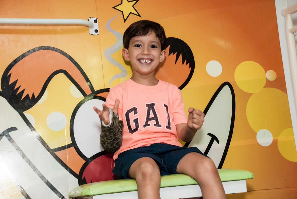 preparando para cair do tombo legal no Buffet Boomerang, Cidade Jardim, São Paulo, aniversario de Lucas 6 anos, tema da festa, lego