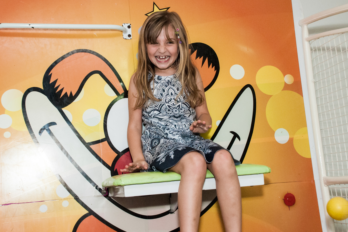 quanta alegria brincando no tombo legal no Buffet Boomerang, Cidade Jardim, São Paulo, aniversario de Lucas 6 anos, tema da festa, lego