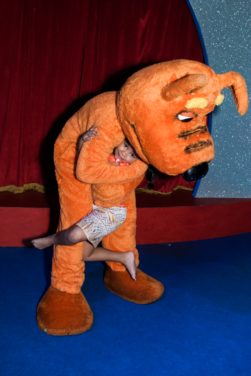 final da festa no Buffet Casa X, Ipiranga,São Paulo, aniversário de Raquel 6 anos, tema da festa Moana