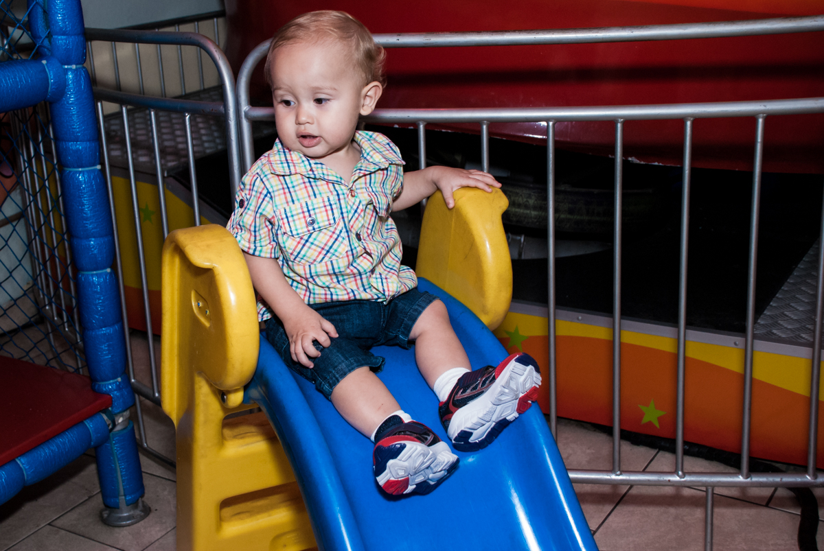 escorregador divertdo