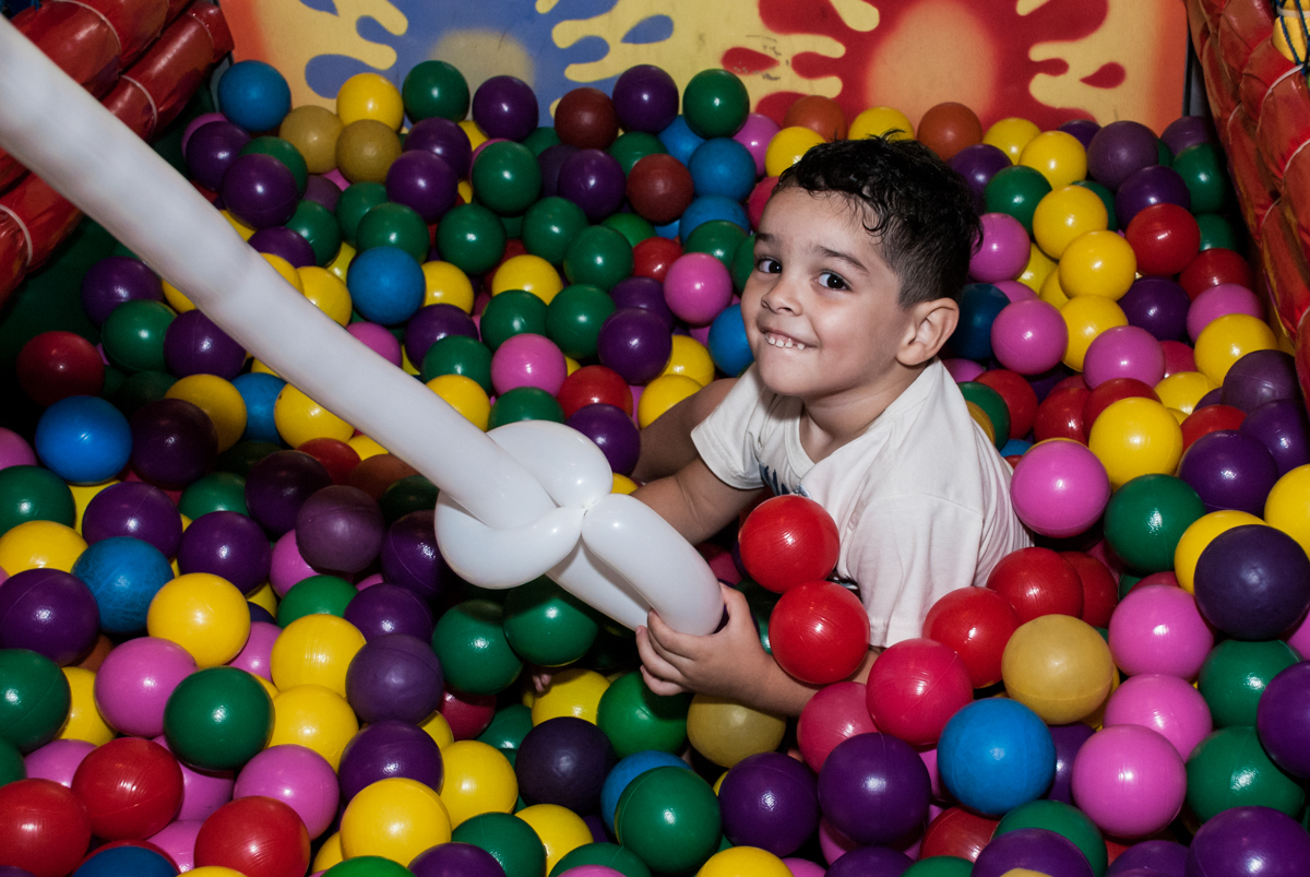 espada bexigas divertida