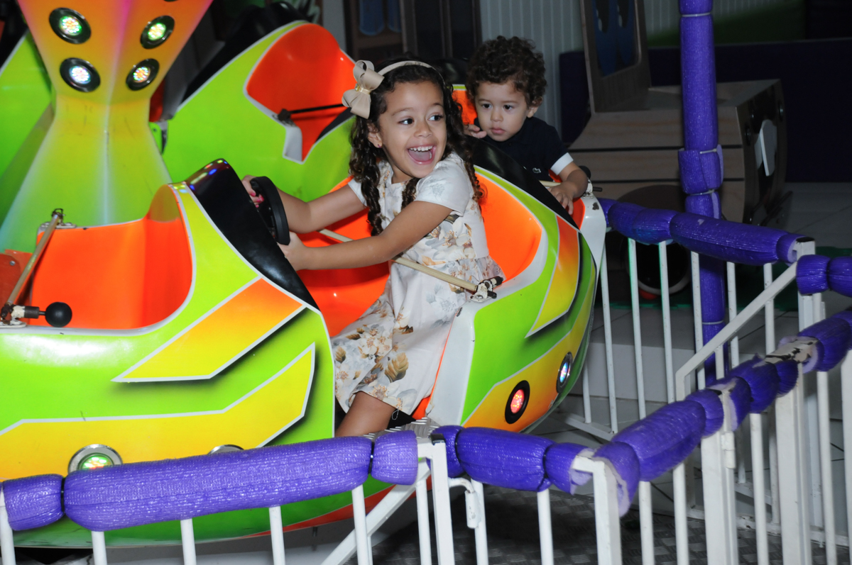 fotografia infantil, filmagem de festa infantil, foto e filmagem infantil, foto e vídeo de festa infantil, fotógrafo de festa infantil, fotógrafo de aniversário infantil, fotógrafo profissional infantil, fotógrafo