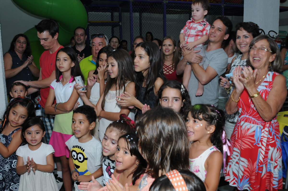 fotografia infantil, filmagem de festa infantil, foto e filmagem infantil, foto e vídeo de festa infantil, fotógrafo de festa infantil, fotógrafo de aniversário infantil, fotógrafo profissional infantil, fotógrafo