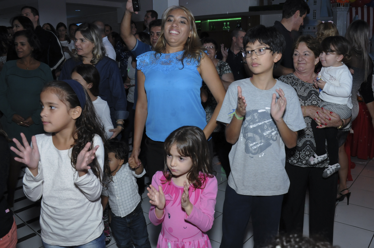 fotografia infantil, filmagem de festa infantil, foto e filmagem infantil, foto e vídeo de festa infantil, fotógrafo de festa infantil, fotógrafo de aniversário infantil, fotógrafo profissional infantil, fotógrafo