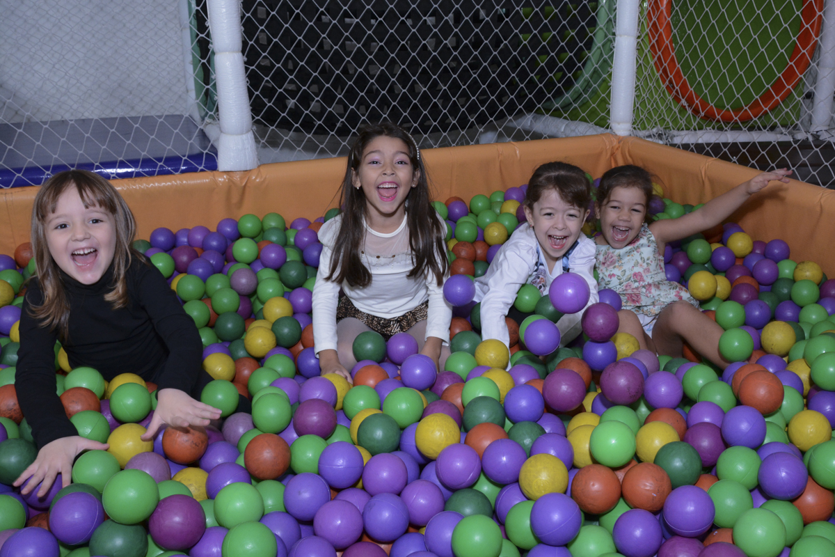 fotografia infantil, filmagem de festa infantil, foto e filmagem infantil, foto e vídeo de festa infantil, fotógrafo de festa infantil, fotógrafo de aniversário infantil, fotógrafo profissional infantil, fotógrafo