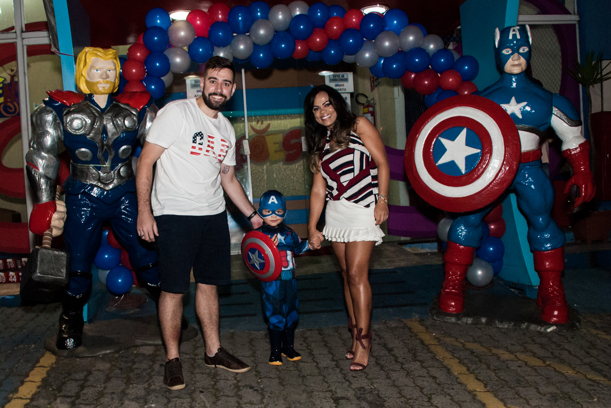 entrada da família para a festa