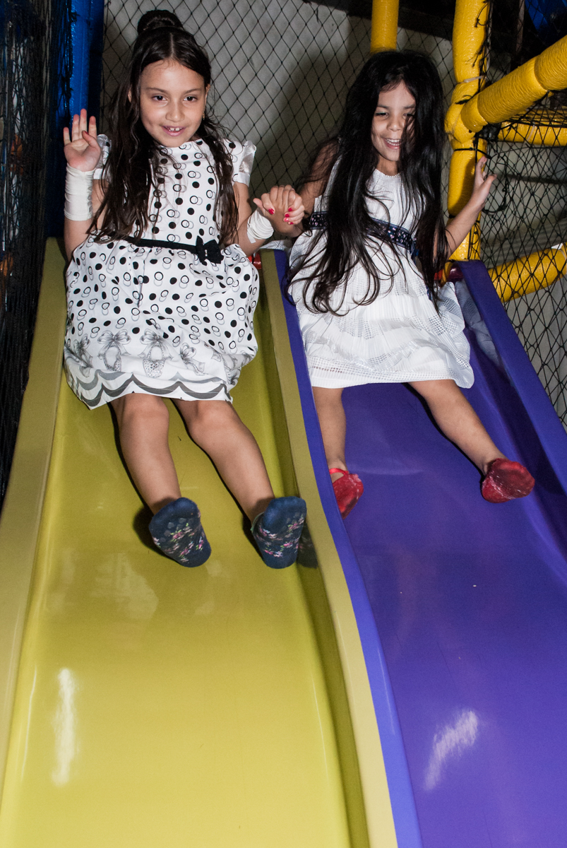 escorregador divertido