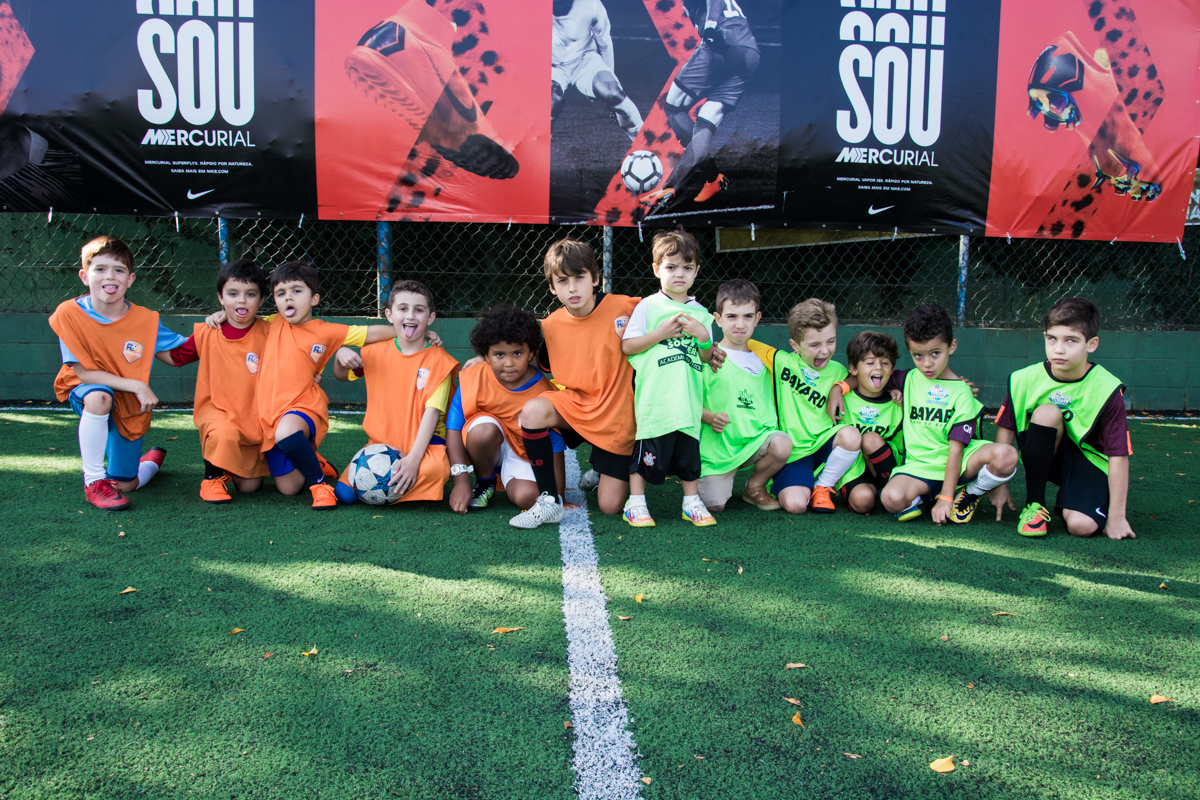 time montado para o jogo de futebol