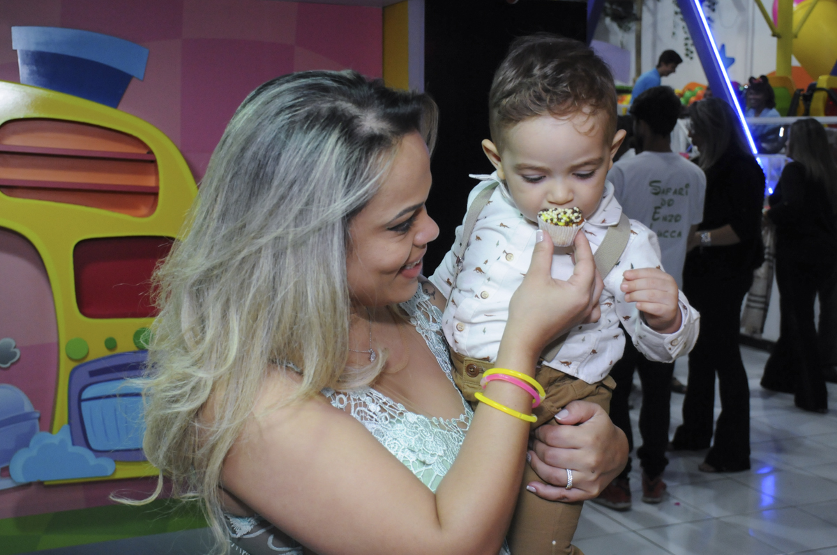 fotografia infantil, filmagem de festa infantil, foto e filmagem infantil, foto e vídeo de festa infantil, fotógrafo de festa infantil, fotógrafo de aniversário infantil, fotógrafo profissional infantil, fotógrafo