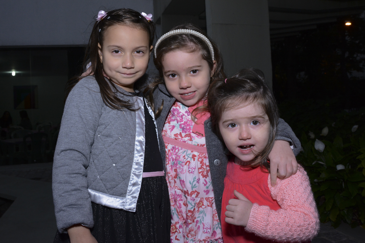 fotografia infantil, filmagem de festa infantil, foto e filmagem infantil, foto e vídeo de festa infantil, fotógrafo de festa infantil, fotógrafo de aniversário infantil, fotógrafo profissional infantil, fotógrafo