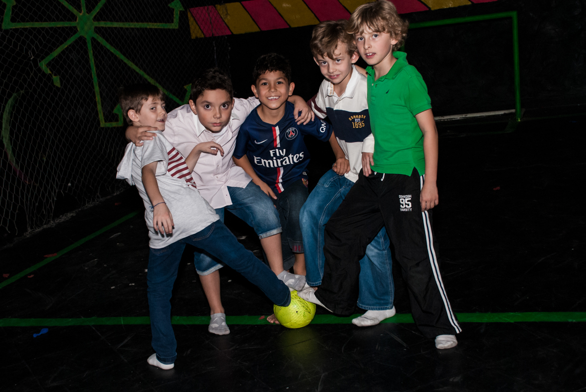fotografia divertida do time de futebol