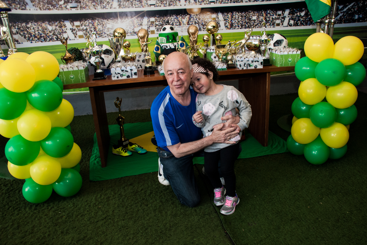 foto carinhosa com o vovô