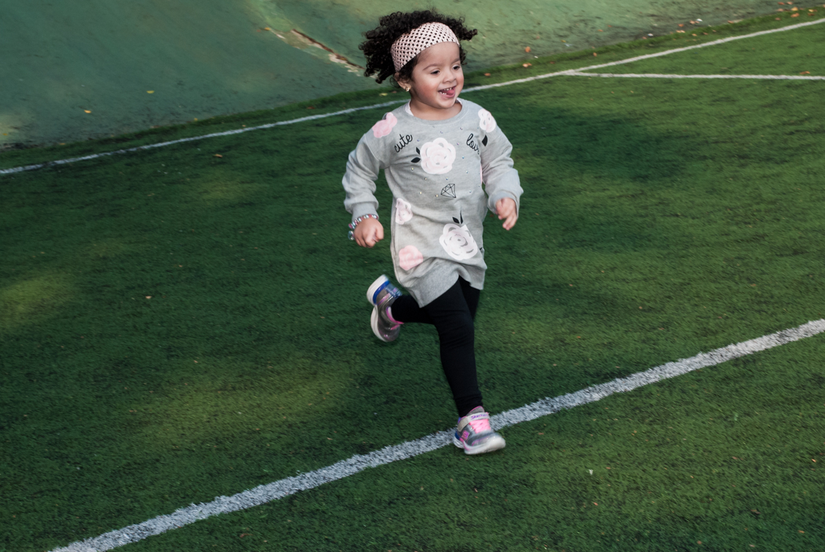 correndo para fazer o gol