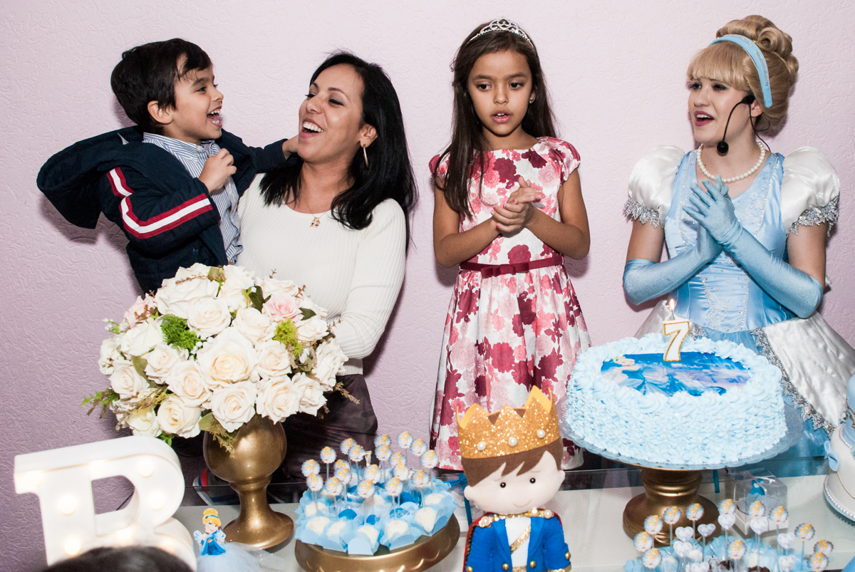 Parabéns animado para a Brunna Hadassa