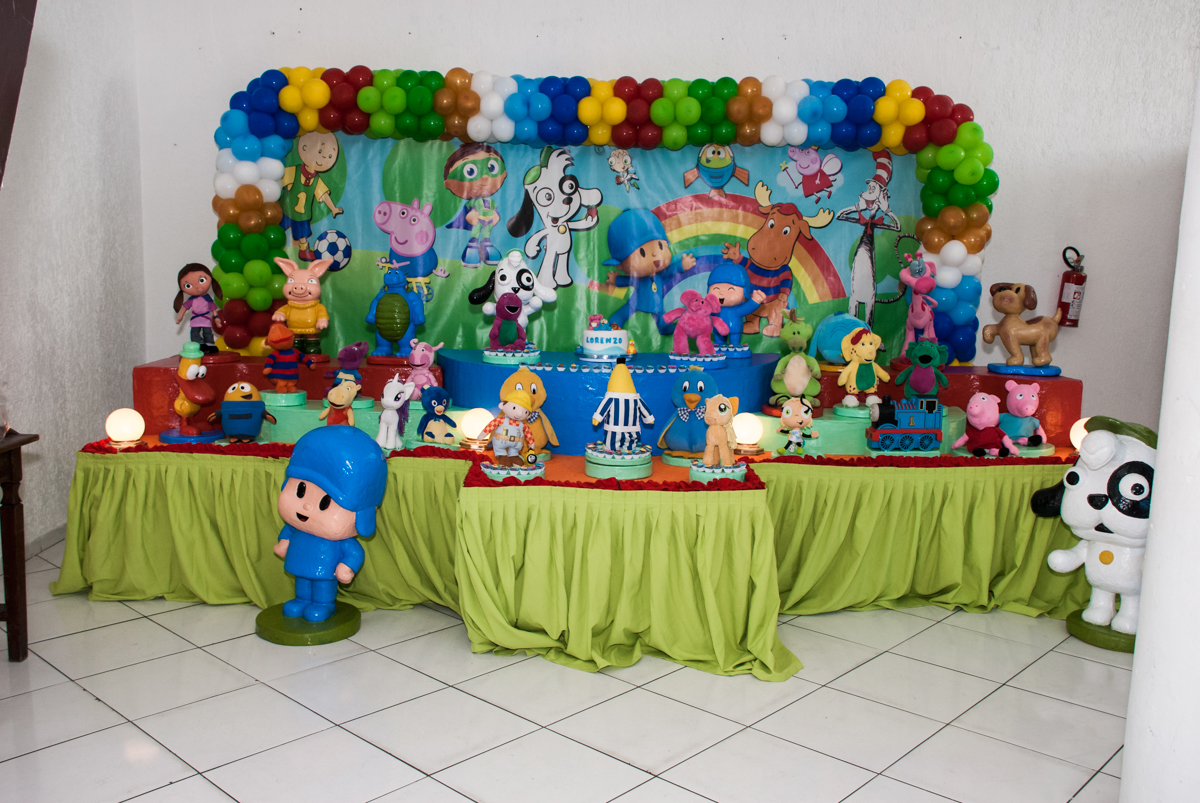 Mesa temática Discovery Kids