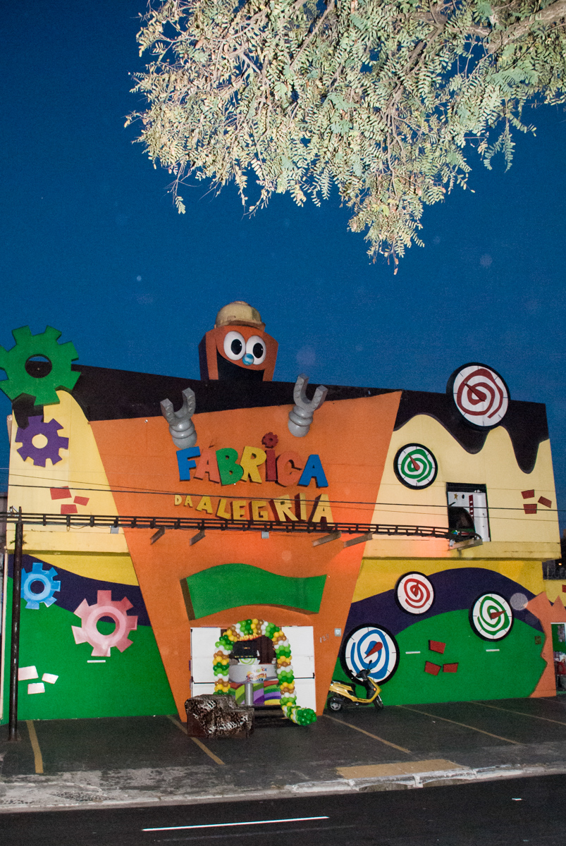 Buffet Fábrica da Alegria Morumbi,São Paulo, aniversário de Enrico 1 ano, tema da festa Mickey Safari