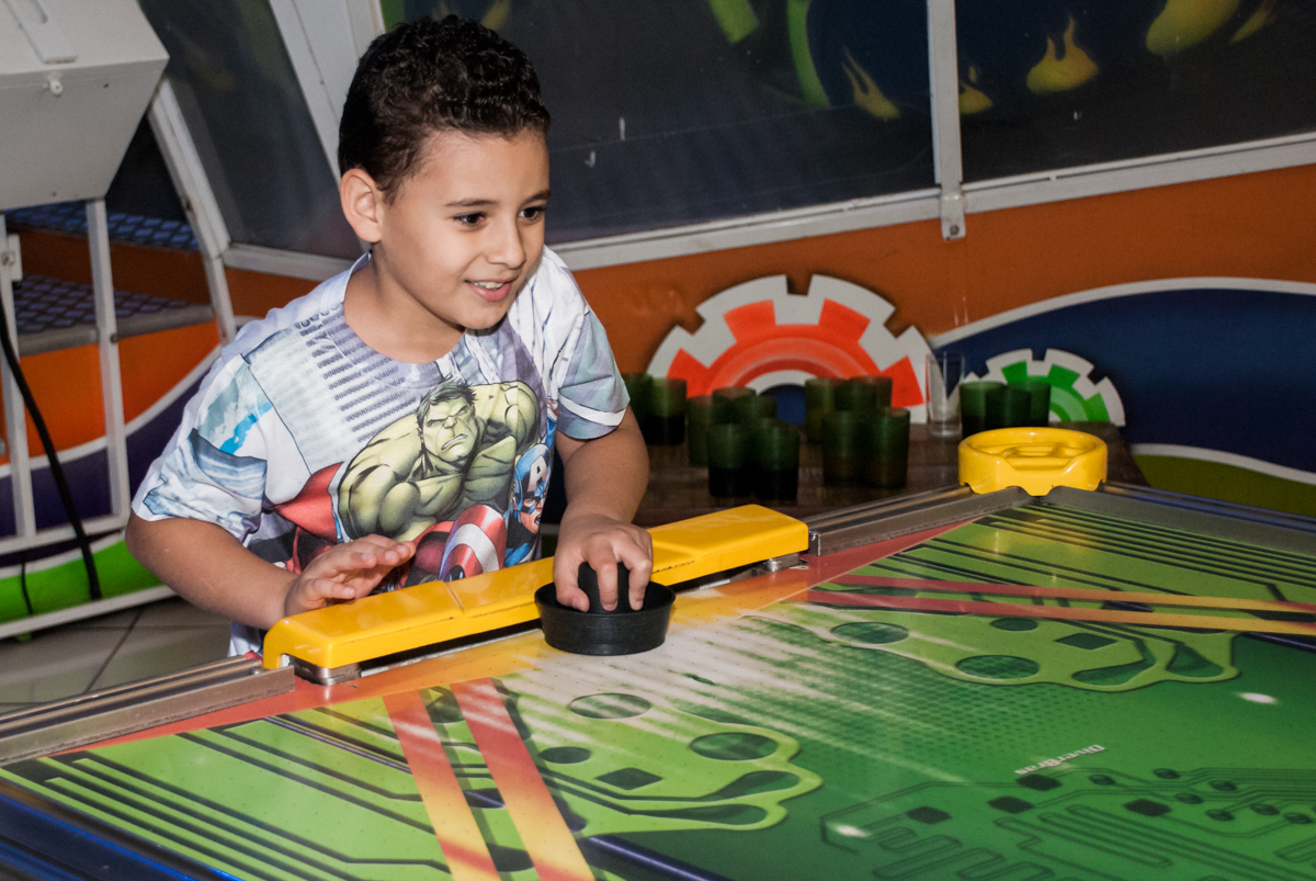 adversário do jogo de futebol