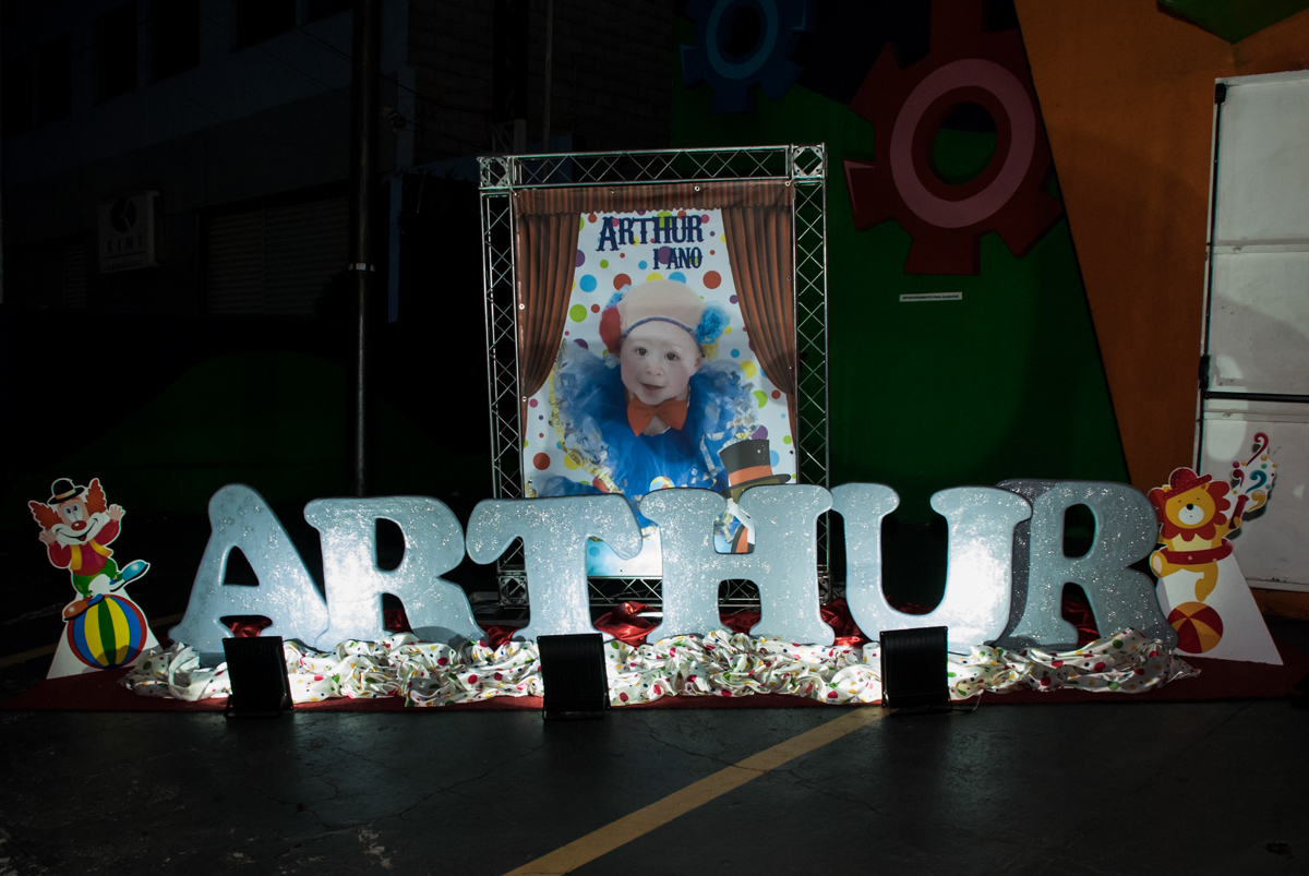 banner com a foto do Arthur