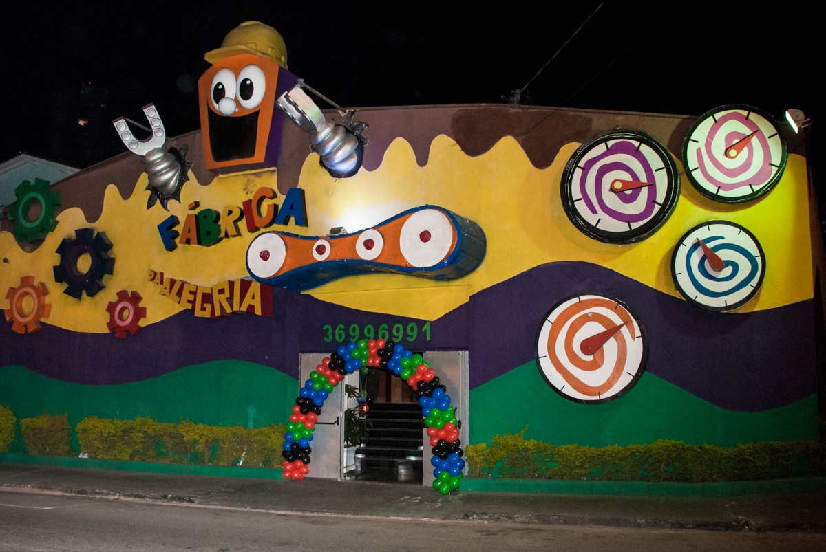 Buffet Fábrica da Alegria, Osasco, São Paulo, festa de aniversário de Matheus 8 anos, tema da festa os vingadores
