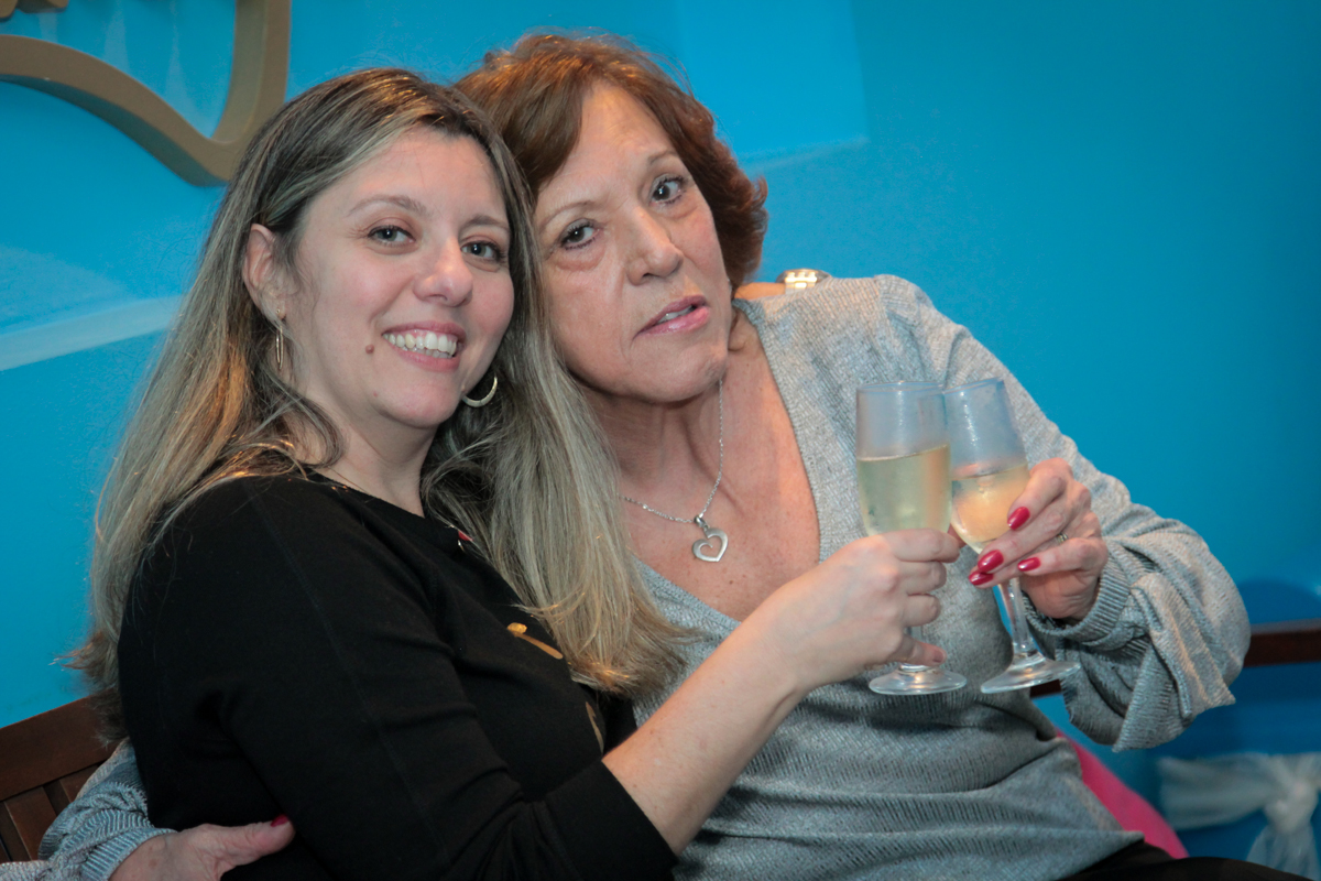 tomando drinque com a vó