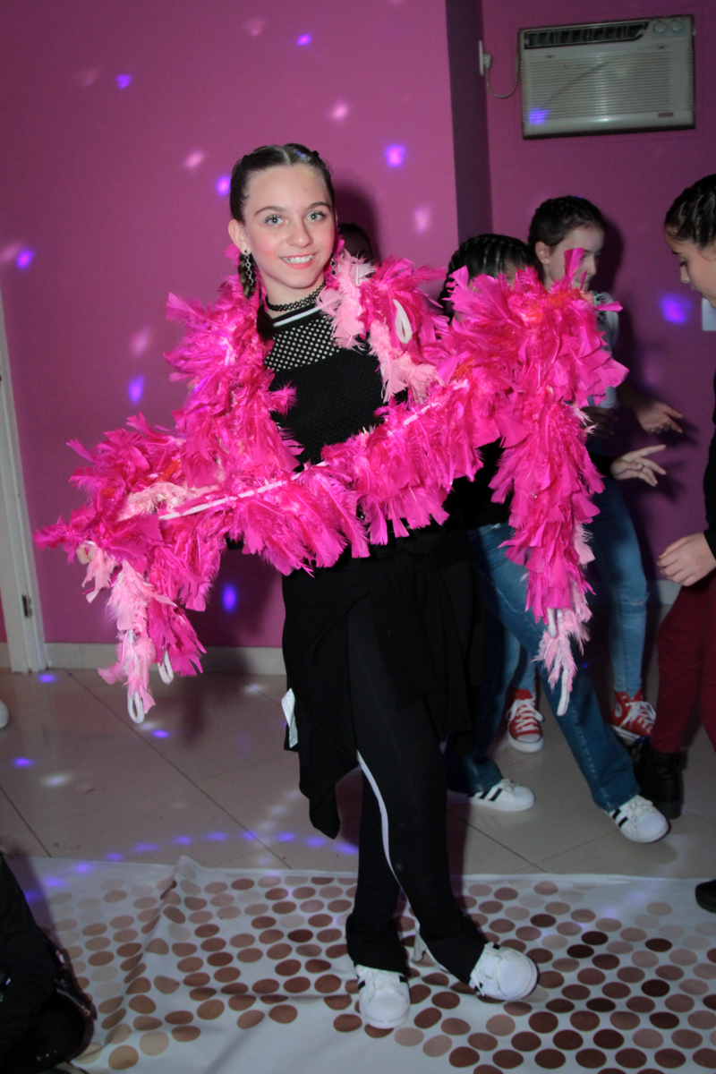 final da festa da Giulia com muita alegria