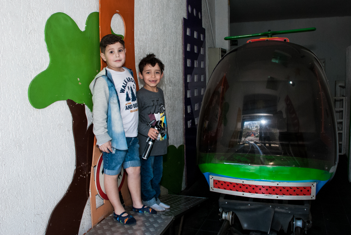 preparando para passear no elicóptero