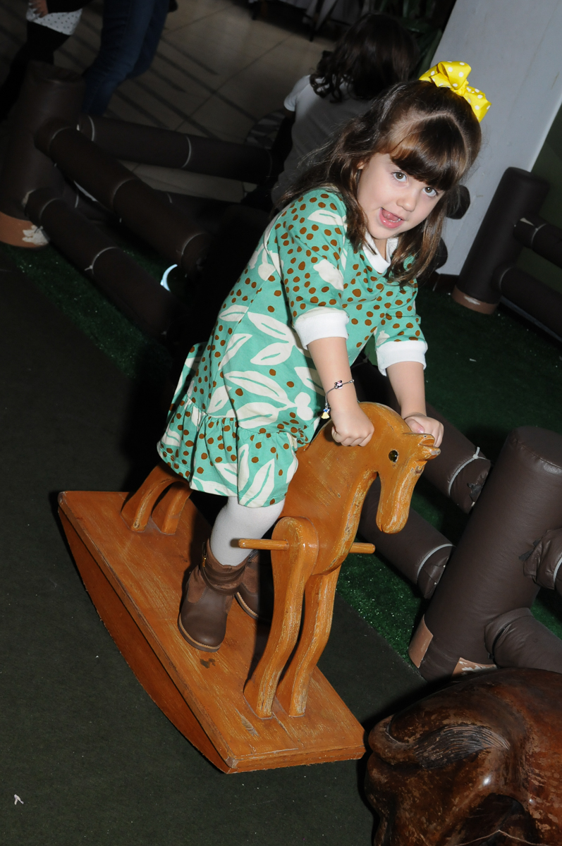 fotografia infantil, filmagem de festa infantil, foto e filmagem infantil, foto e vídeo de festa infantil, fotógrafo de festa infantil, fotógrafo de aniversário infantil, fotógrafo profissional infantil, fotógrafo