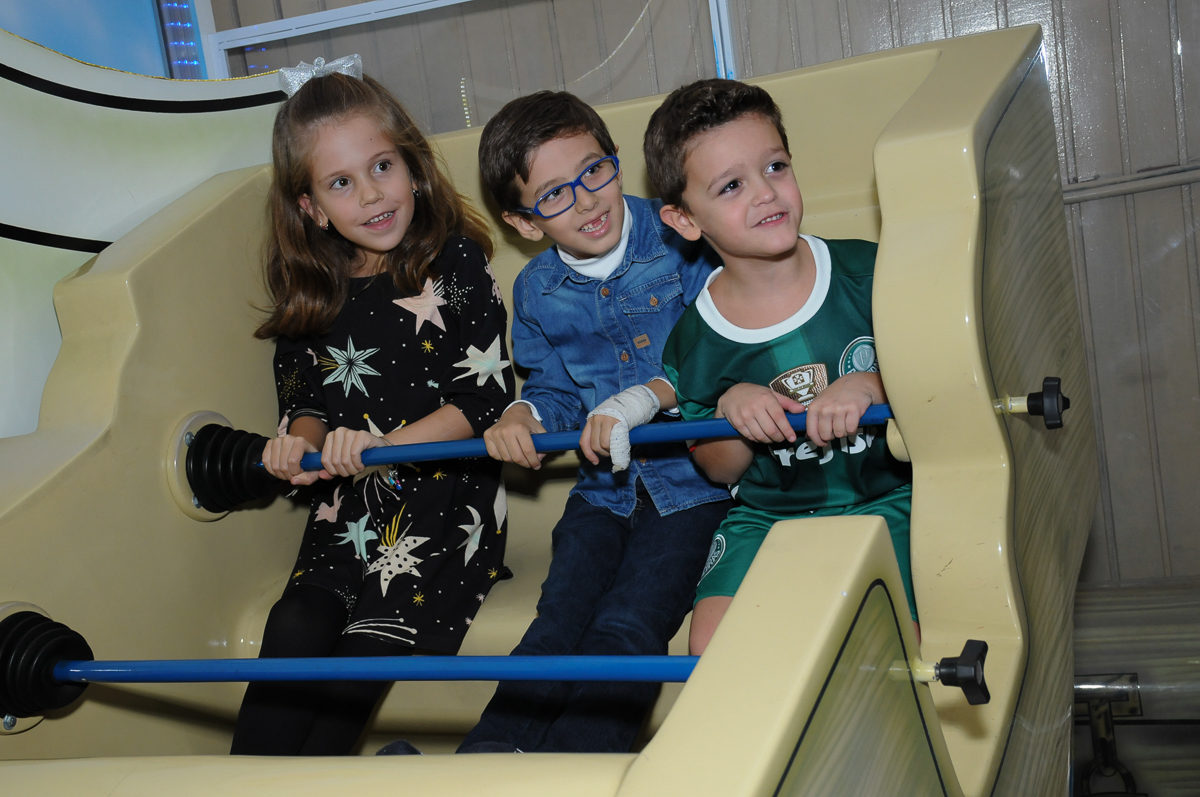 fotografia infantil, filmagem de festa infantil, foto e filmagem infantil, foto e vídeo de festa infantil, fotógrafo de festa infantil, fotógrafo de aniversário infantil, fotógrafo profissional infantil, fotógrafo