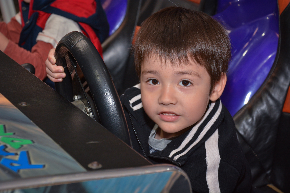 diversão garantida no simulador de corrida