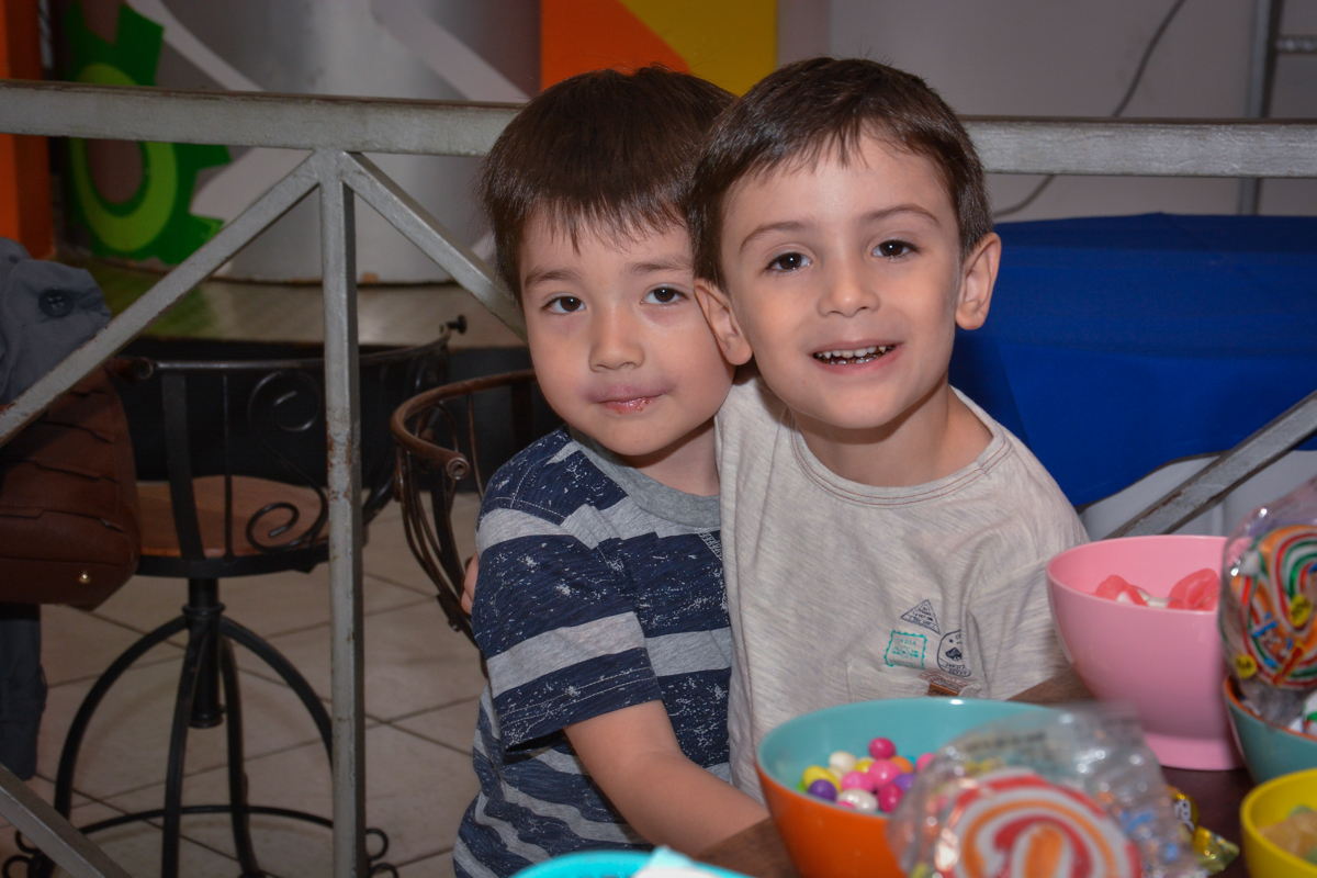 pose para a foto dos amigos