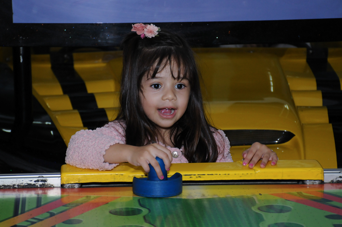 fotografia infantil, filmagem de festa infantil, foto e filmagem infantil, foto e vídeo de festa infantil, fotógrafo de festa infantil, fotógrafo de aniversário infantil, fotógrafo profissional infantil, fotógrafo