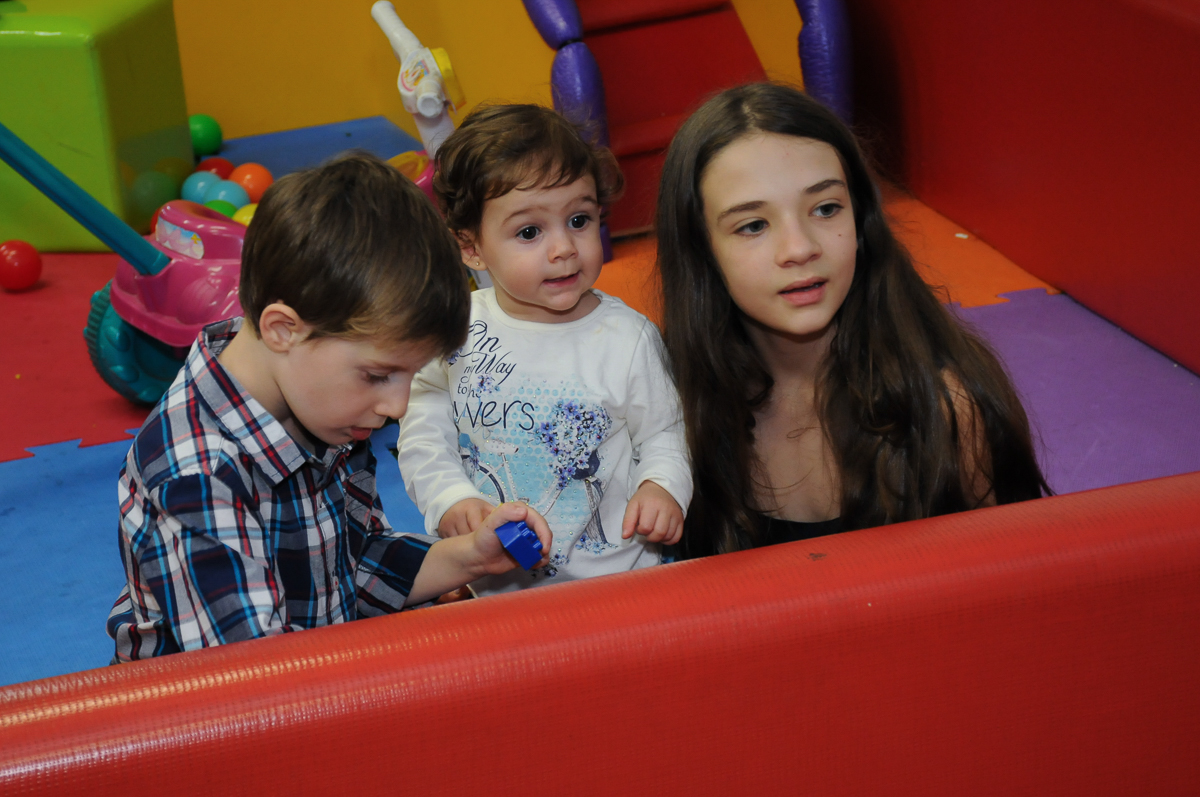 fotografia infantil, filmagem de festa infantil, foto e filmagem infantil, foto e vídeo de festa infantil, fotógrafo de festa infantil, fotógrafo de aniversário infantil, fotógrafo profissional infantil, fotógrafo