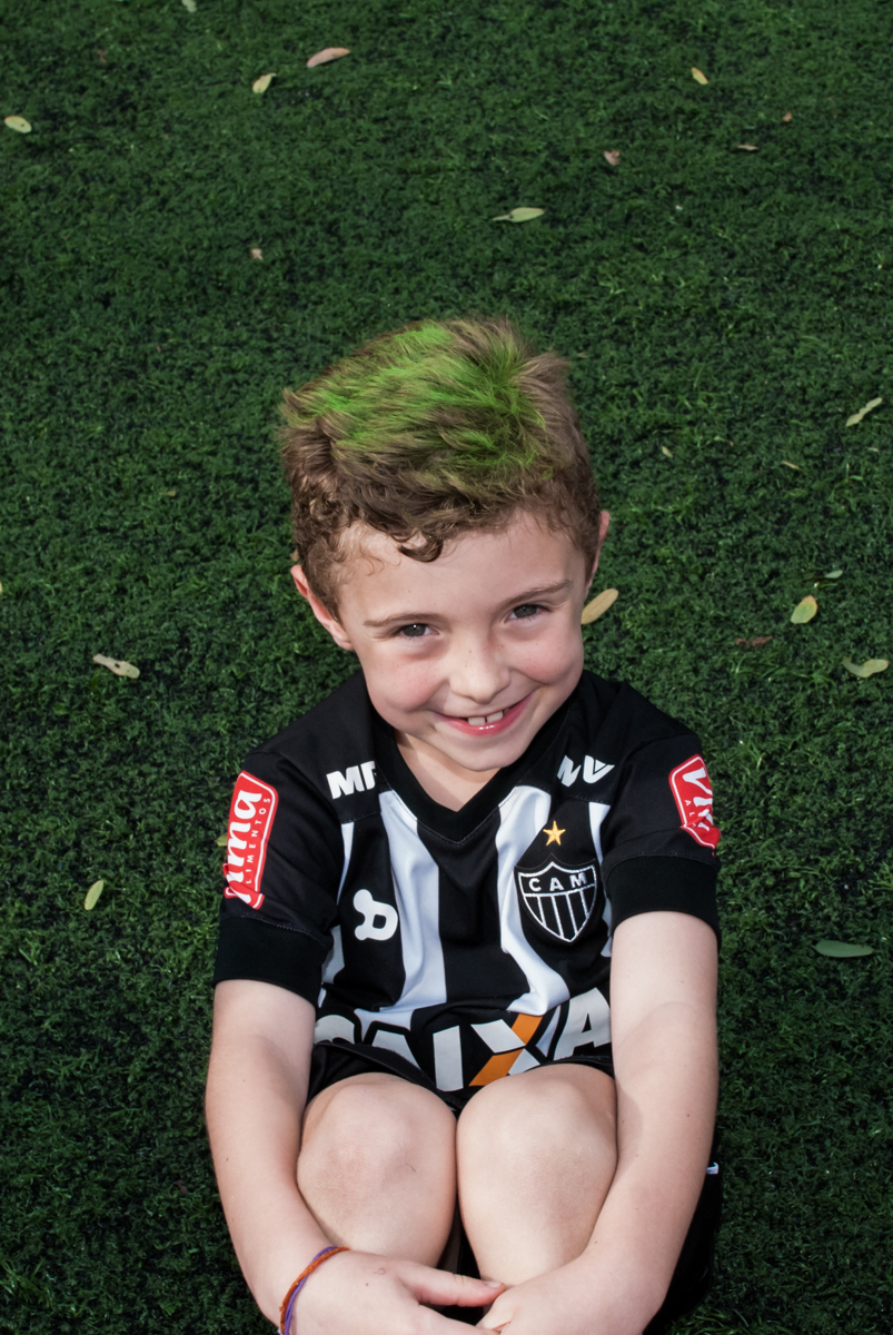 descansando depois da partida de futebol