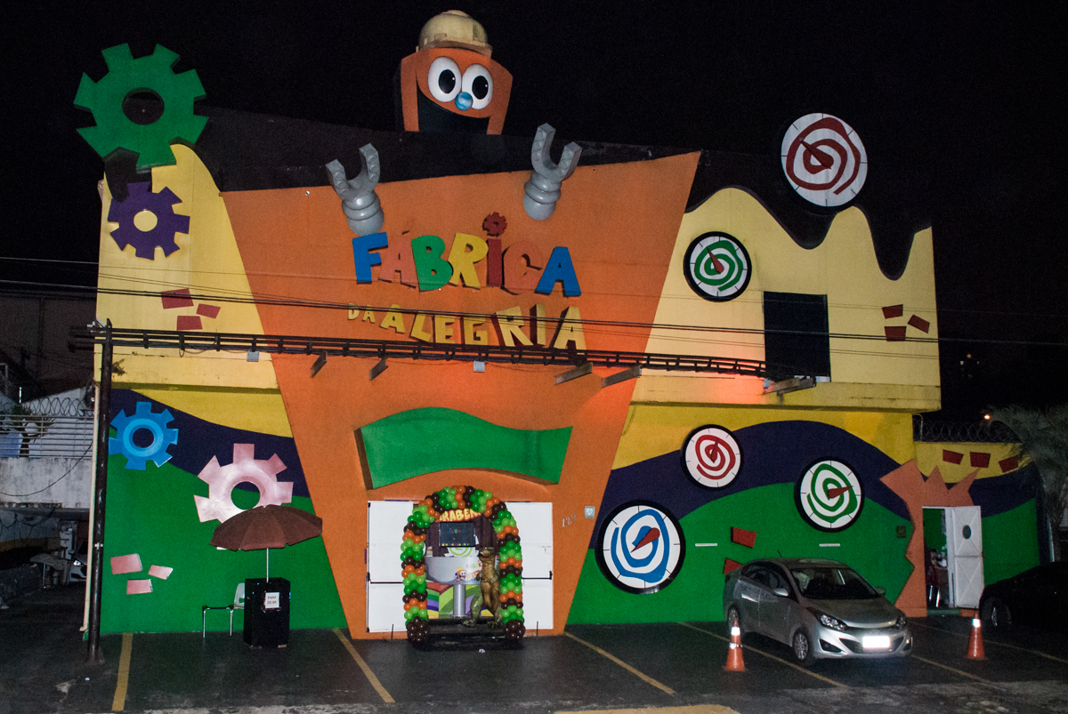 Aniversário de Cauan 5 anos, festa realizada no Buffet Fábrica da Alegria, Morumbi, São Paulo, tema da festa dinossauros