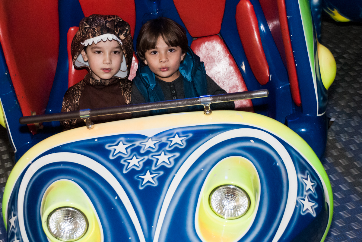 brinquedo jornada nas estrelas divertido